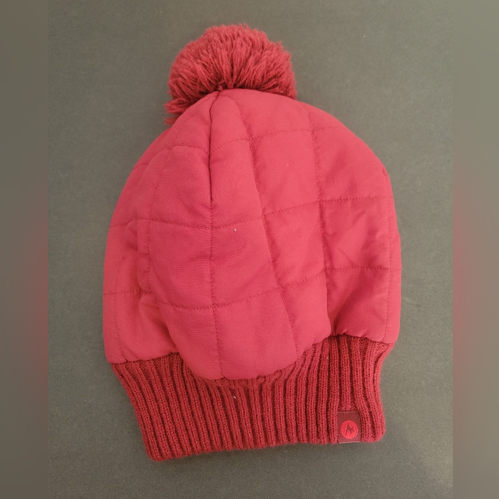Marmot quilted pom beanie hat winter 100% nylon